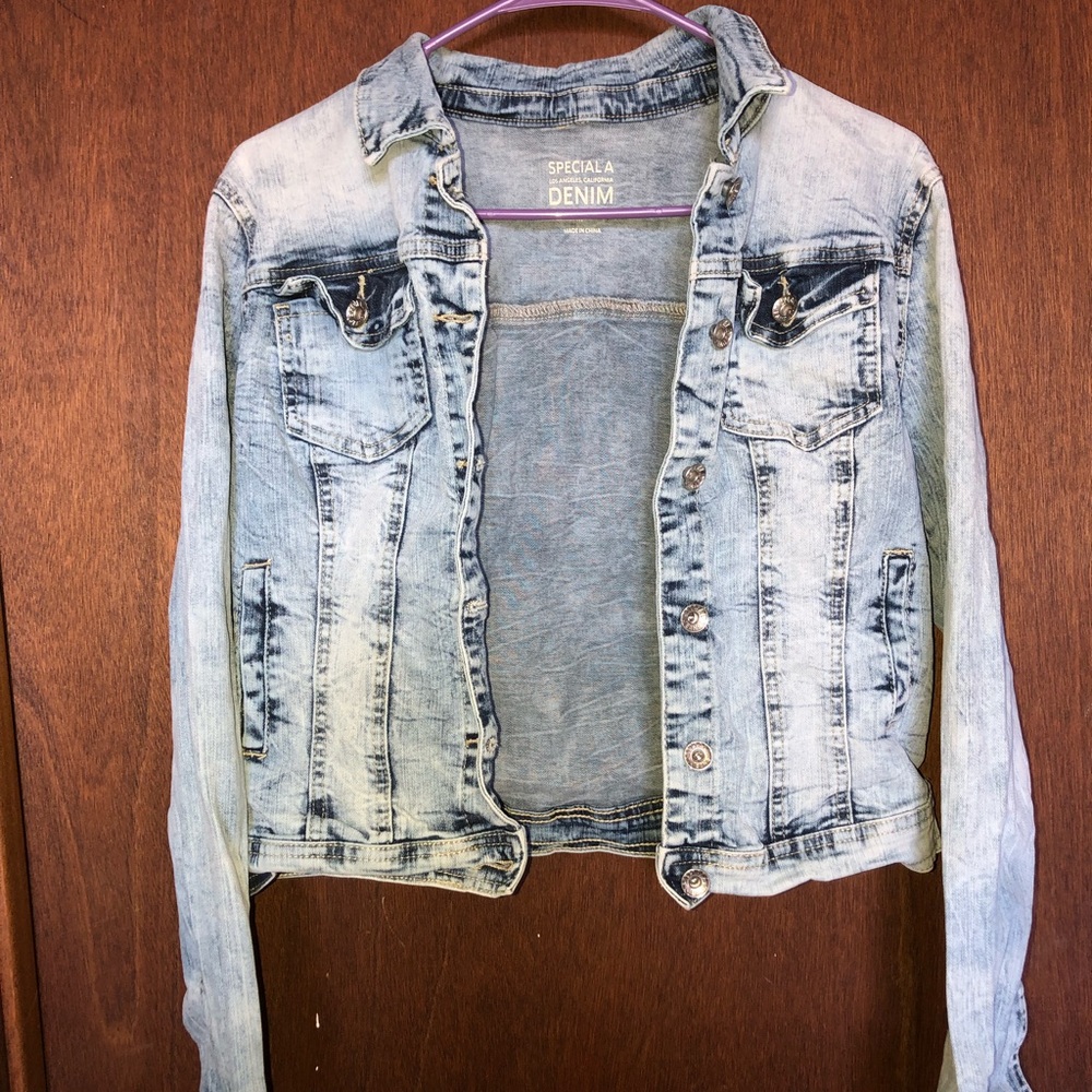 #75 Womens Jean jacket
